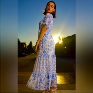 House of Harlow 1960 Blue and White Flutter Sleeve Maxi Dress M